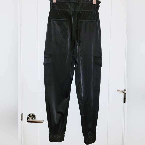Zara cargo jogger pants (size S) - Picture 2 of 2